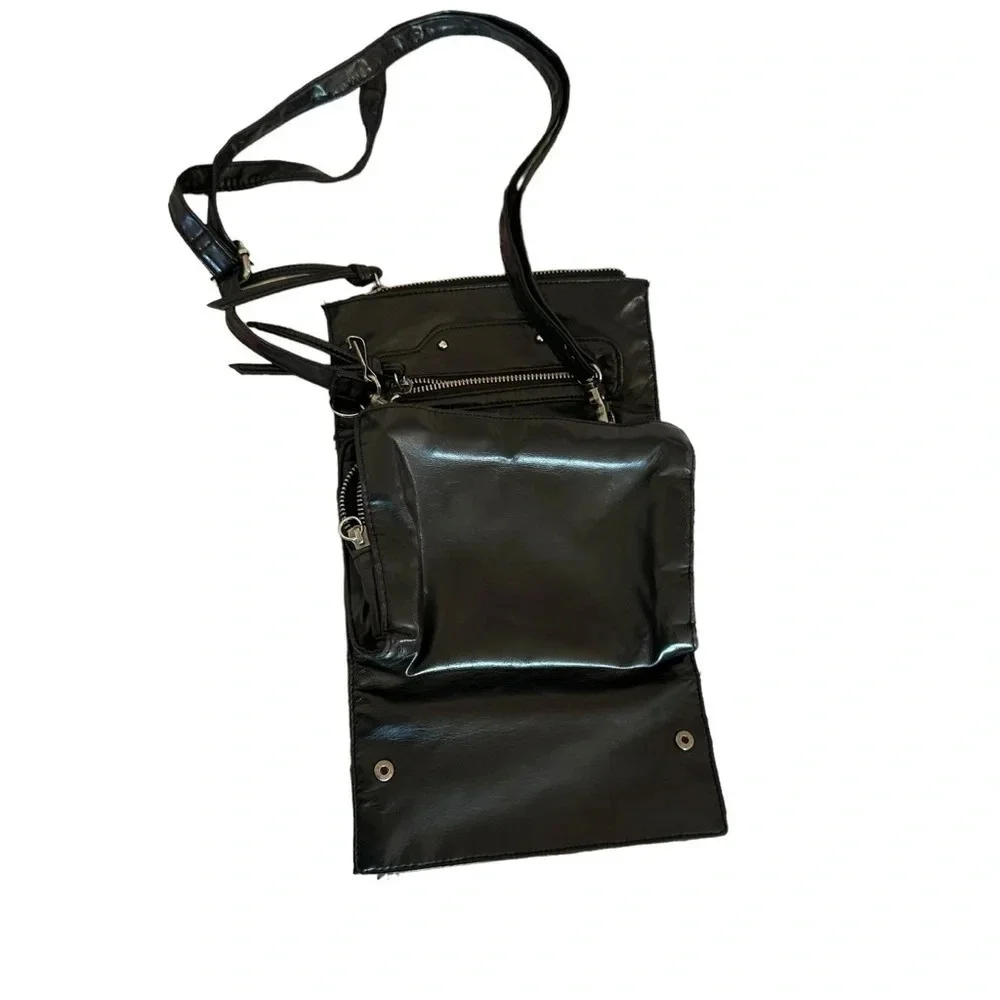 Vintage Mossimo black crossbody bag, foldable with lots of pockets